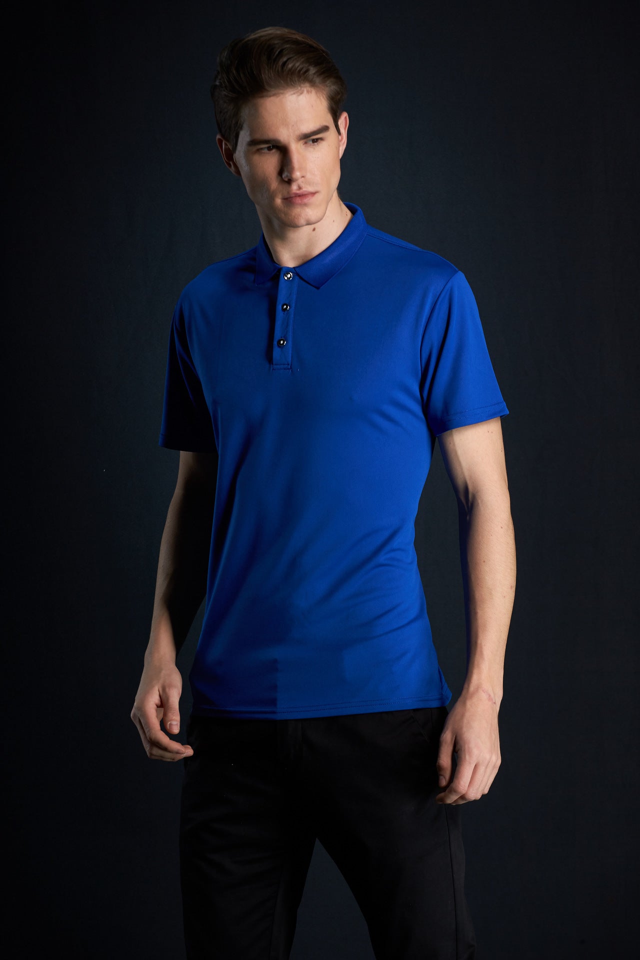 Crew neck breathable sports shirt