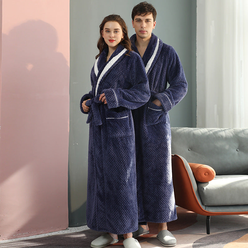 Thickened Pineapple Flannel Couple Nightgown