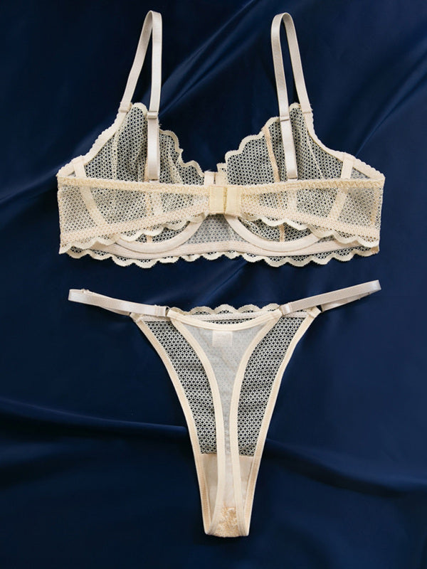 New hollow perspective gathered wave lace underwear set